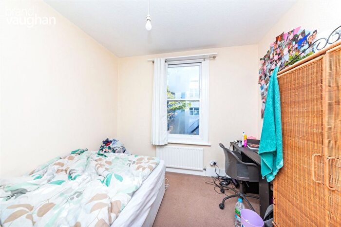 4 Bedroom Terraced House To Rent In Bernard Road, Brighton, BN2
