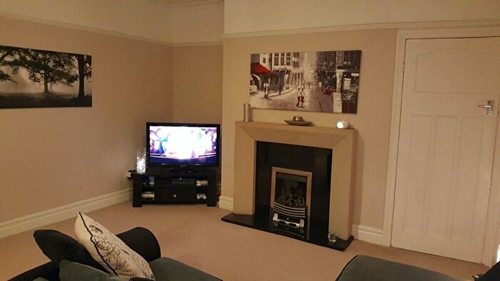 2 Bedroom Flat To Rent In Craghall Dene, Newcastle Upon Tyne, NE3