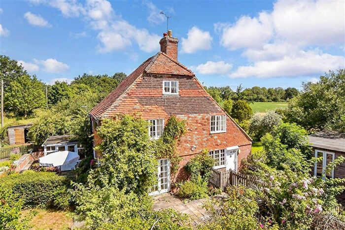 4 Bedroom Detached House For Sale In Smallhythe Road, Tenterden, Kent, TN30