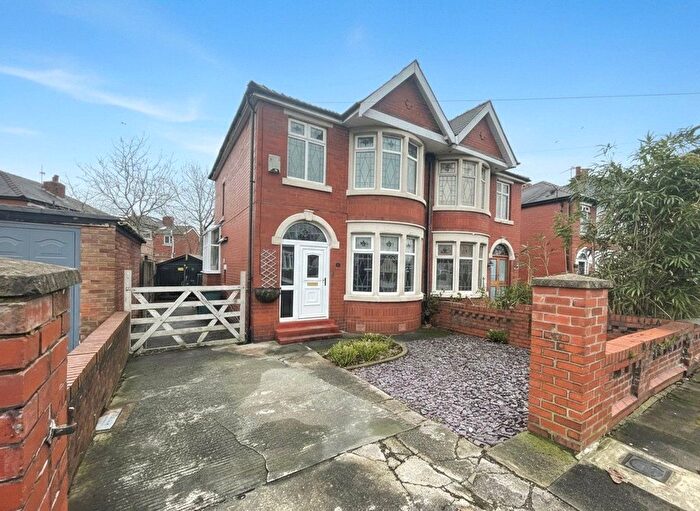 2 Bedroom Semi Detached House For Sale In Glenluce Drive, Preston, Lancashire, PR1