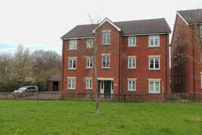 2 Bedroom Flat To Rent In Lang Farm, NN11