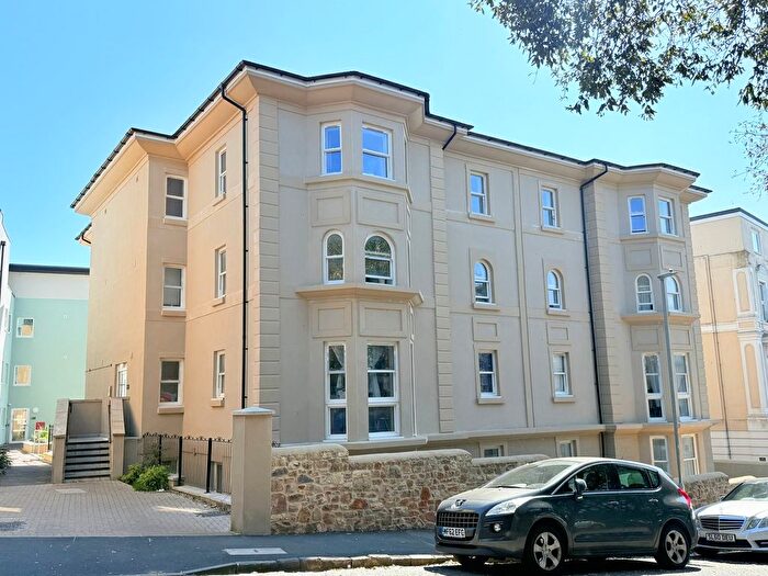 2 Bedroom Flat To Rent In Madeira Road, Weston Super Mare, BS23