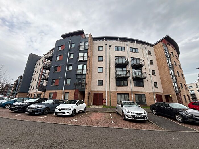2 Bedroom Flat For Sale In Flat, East Pilton Farm Crescent, Edinburgh, City Of Edinburgh, EH5