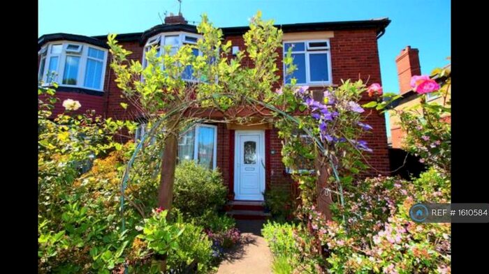 2 Bedroom Flat To Rent In Closefield Grove, Whitley Bay, NE25