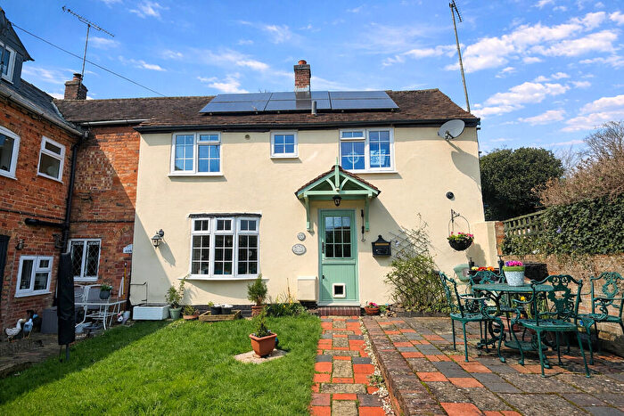 2 Bedroom Cottage For Sale In Church Hill, Stretton On Dunsmore, CV23