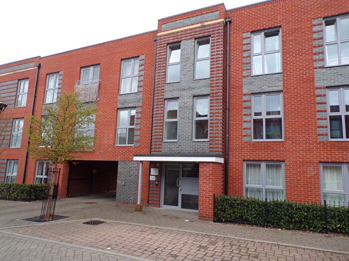 1 Bedroom Flat To Rent In Ashcombe House, Southampton, SO14