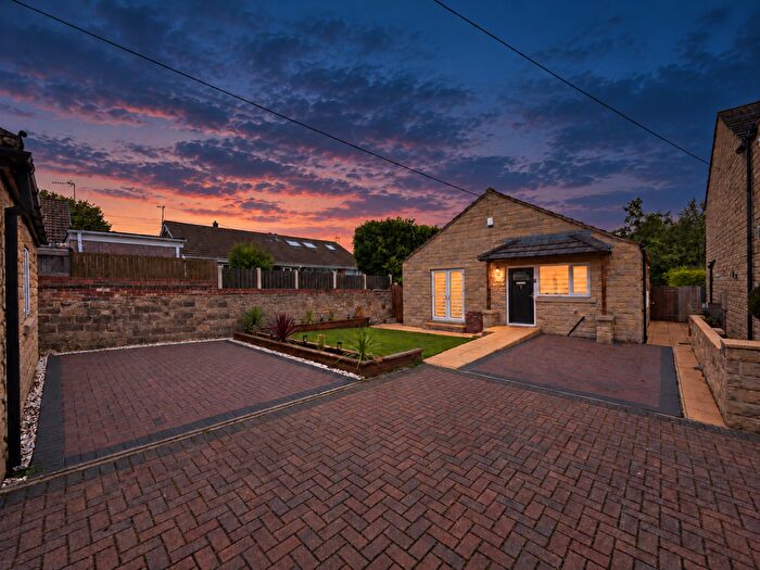3 Bedroom Detached Bungalow For Sale In Downs House Close, South Hiendley, Barnsley, S72
