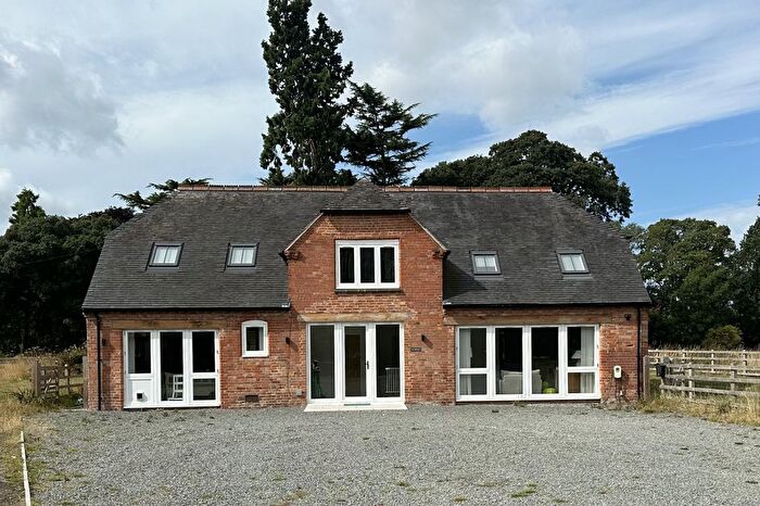 4 Bedroom Barn Conversion To Rent In Coombe Abbey Farm, Coombe Fields Road, Coventry, CV3