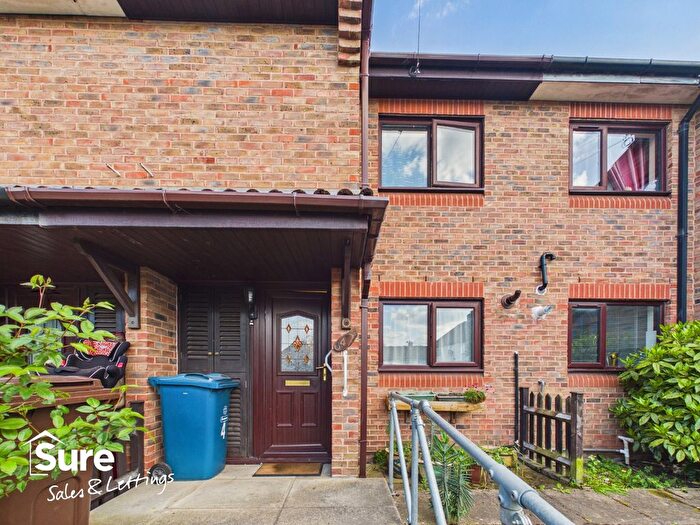 2 Bedroom Terraced House For Sale In Stradbrook Close, Harrow, Greater London, HA2