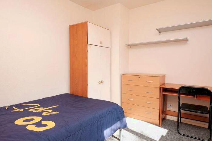 5 Bedroom Terraced House To Rent In Southall Avenue, Brighton, BN2