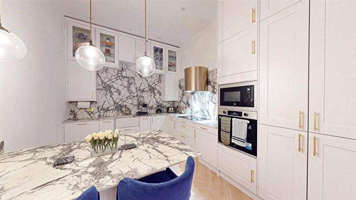 2 Bedroom Apartment For Sale In Granby House, Manchester, M1