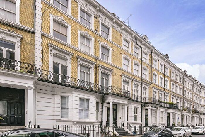 1 Bedroom Flat To Rent In Hogarth Road, London, SW5