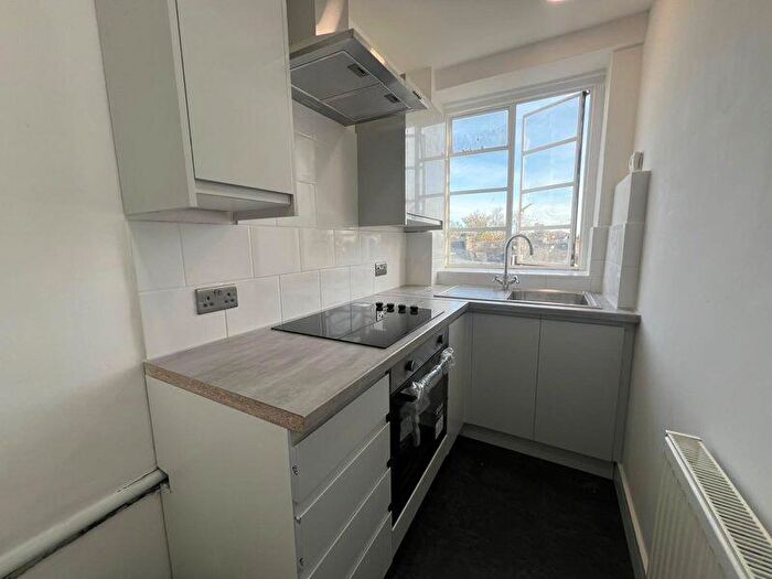 1 Bedroom Flat To Rent In Granville Court, Jesmond. Newcastle Upon Tyne, NE2