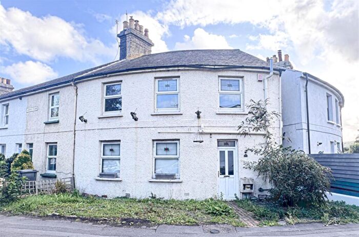 2 Bedroom Terraced House For Sale In Ashford Square, Eastbourne, BN21