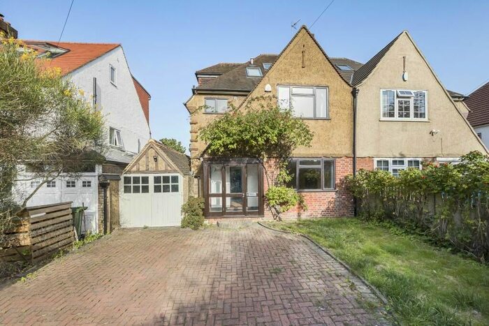 5 Bedroom Flat To Rent In Marlborough Lane, London, SE7