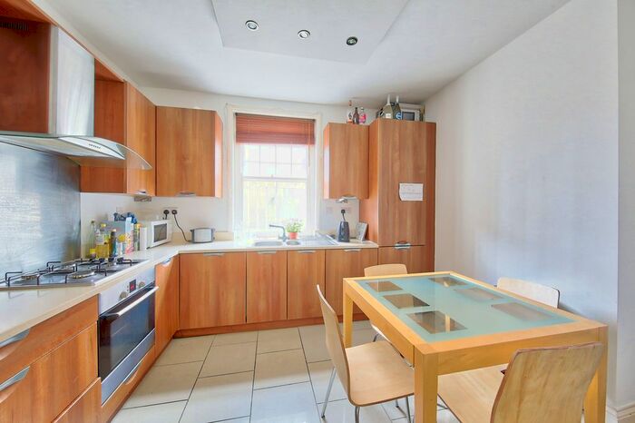 2 Bedroom Flat To Rent In Greyhound Mansions, Hammersmith, London, W6