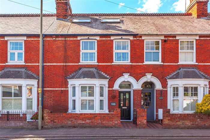 3 Bedroom Terraced House For Sale In Reading Road, Henley-on-Thames, Oxfordshire, RG9