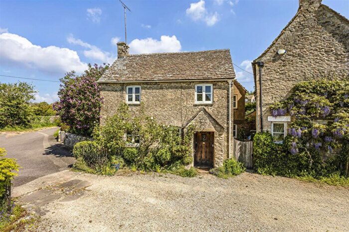 3 Bedroom House For Sale In Calcot, Gloucestershire, GL54