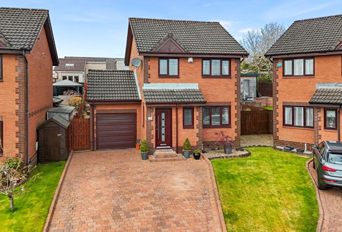 3 Bedroom Detached House For Sale In Cumnock Drive, Cairnhill, Airdrie, ML6