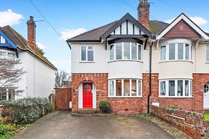 3 Bedroom Semi Detached House For Sale In Dorothy Crescent, Worcester., WR3