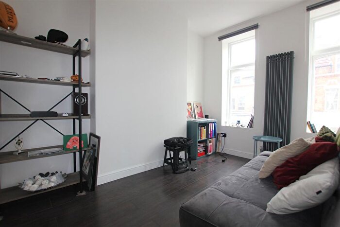1 Bedroom Flat To Rent In Topsfield Parade, Crouch End, London, N8