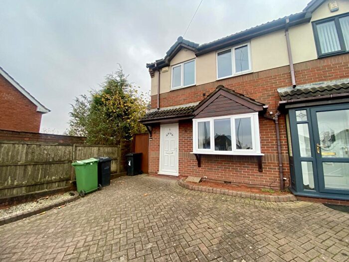 3 Bedroom End Of Terrace House To Rent In Burton Road, Dudley, DY1