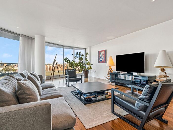 3 Bedroom Flat For Sale In Albion Riverside, London, SW11
