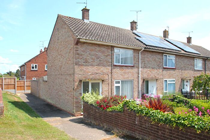2 Bedroom End Of Terrace House For Sale In Oak Road, Tiptree, Colchester, CO5