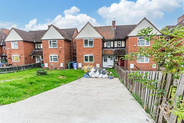 3 Bedroom Semi-Detached House To Rent In Ruskin Road, Mansfield, NG19