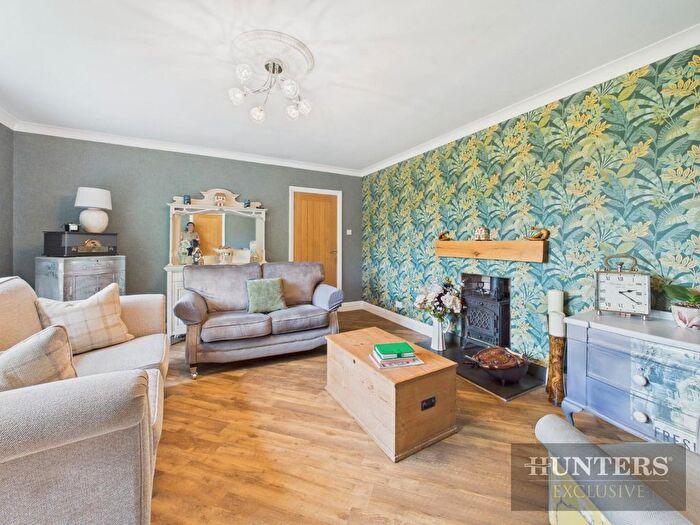 3 Bedroom Detached Bungalow For Sale In Hay Brow Close, Scalby, Scarborough, YO13