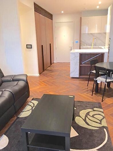 1 Bedroom Apartment To Rent In Ambassador Building, New Union Square, SW11