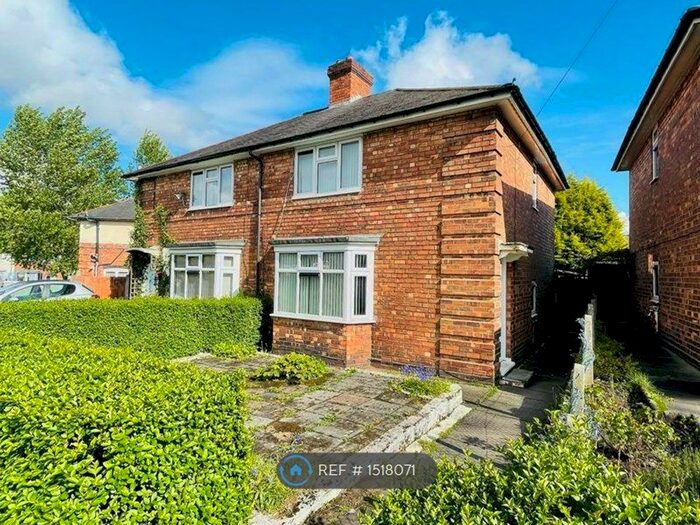 3 Bedroom Semi-Detached House To Rent In Ellerton Road, Birmingham, B44