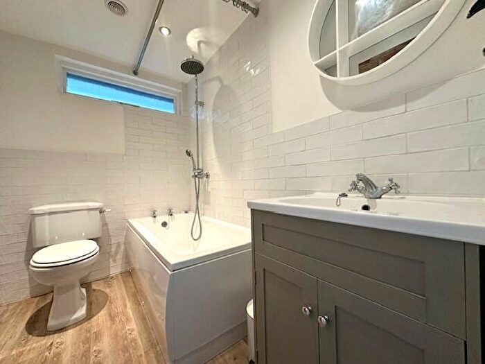 2 Bedroom Terraced House To Rent In Castle Street, Saffron Walden, CB10