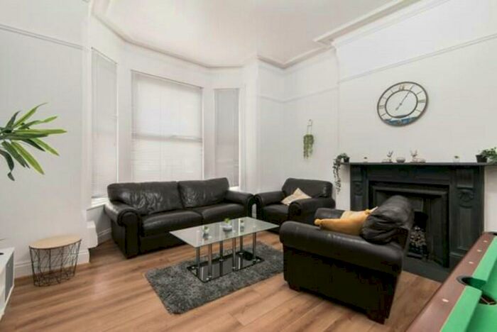 5 Bedroom Flat To Rent In Noel Street, Forest Fields, NG7