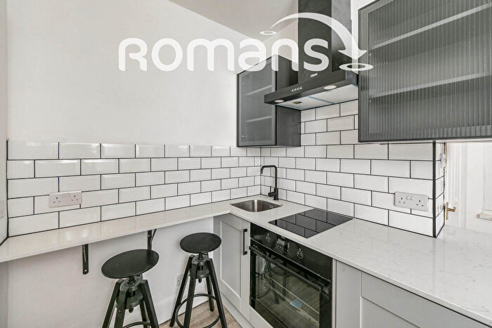 Apartment To Rent In Watlington Street, RG1