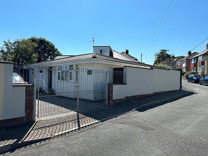 2 Bedroom Detached Bungalow For Sale In Greenway Avenue, Rumney, Cardiff, CF3
