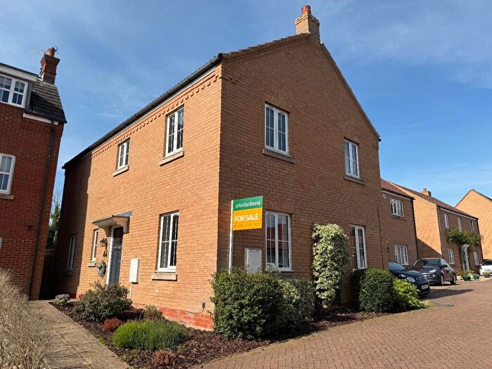 4 Bedroom Detached House For Sale In Howards Way, Moulton, Northampton, NN3