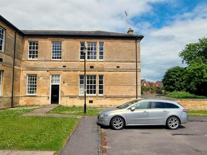 3 Bedroom Terraced House For Sale In Burnham Court, Thomas Wyatt Road, Devizes, SN10