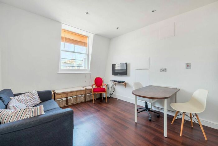 1 Bedroom Flat To Rent In Clanricarde Gardens, Notting Hill Gate, London, W2