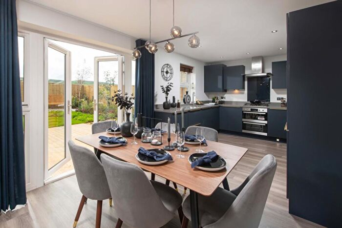 4 Bedroom Detached House For Sale In Rossendale Road, Habergham Eaves, Burnley, Lancashire, BB11