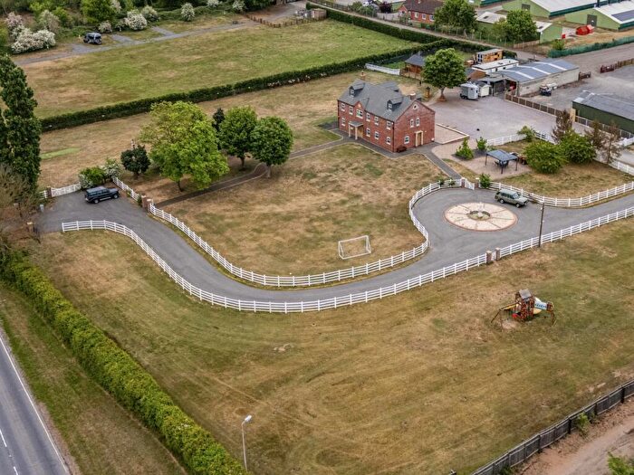 6 Bedroom Detached House For Sale In Gainsborough Road, Girton, Newark, NG23