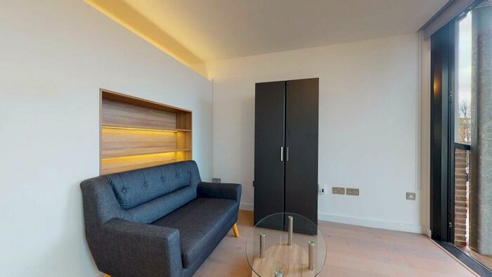 Studio To Rent In Highgate Hill, N19
