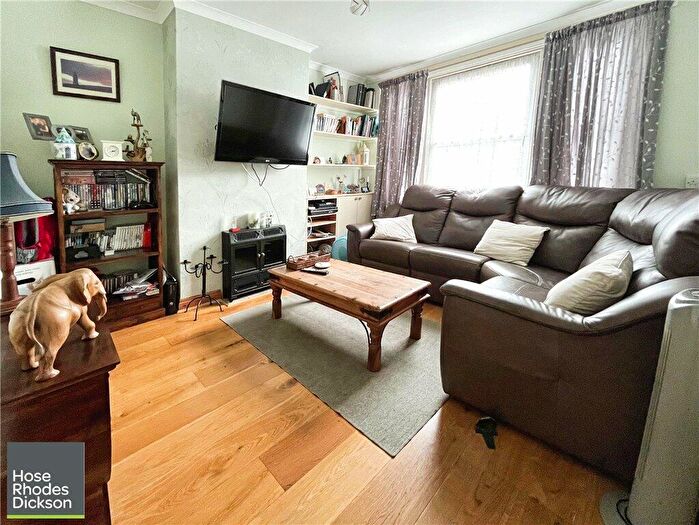 3 Bedroom Terraced House For Sale In Clarendon Road, Shanklin, Isle Of Wight, PO37