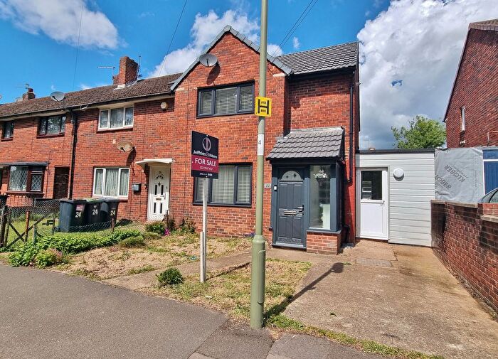 2 Bedroom End Of Terrace House For Sale In Stockheath Road, Leigh Park, PO9