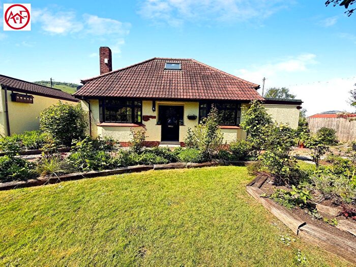 3 Bedroom Bungalow For Sale In Bristol Road, Brent Knoll, TA9