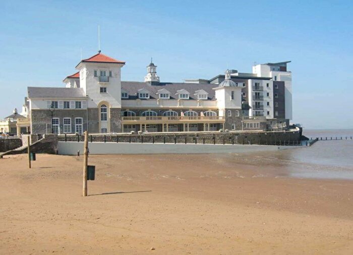2 Bedroom Flat To Rent In Pruen House, Knightstone Island, BS23