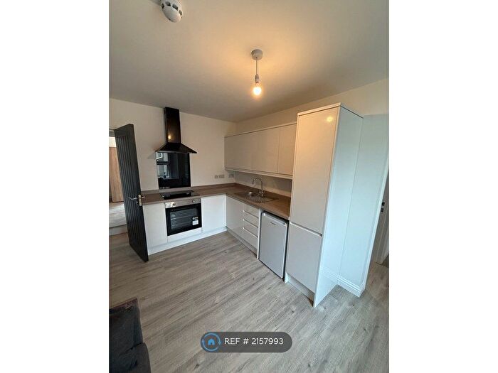 1 Bedroom Flat To Rent In George Street, Weston-Super-Mare, BS23