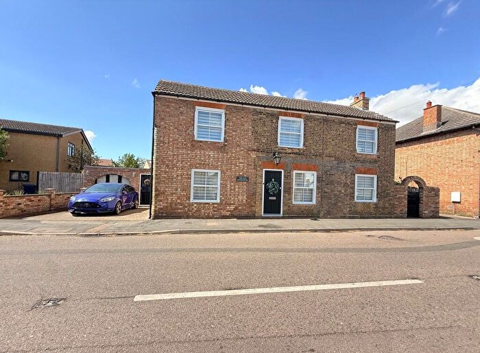 3 Bedroom Detached House For Sale In Station Road, Manea, March, Cambs., PE15
