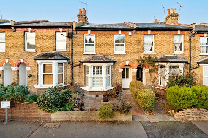 3 Bedroom Terraced House For Sale In Johns Avenue, London, NW4