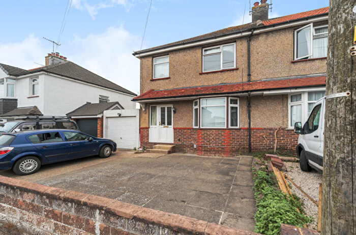 3 Bedroom End Of Terrace House To Rent In Orchard Avenue, Lancing, West Sussex, BN15